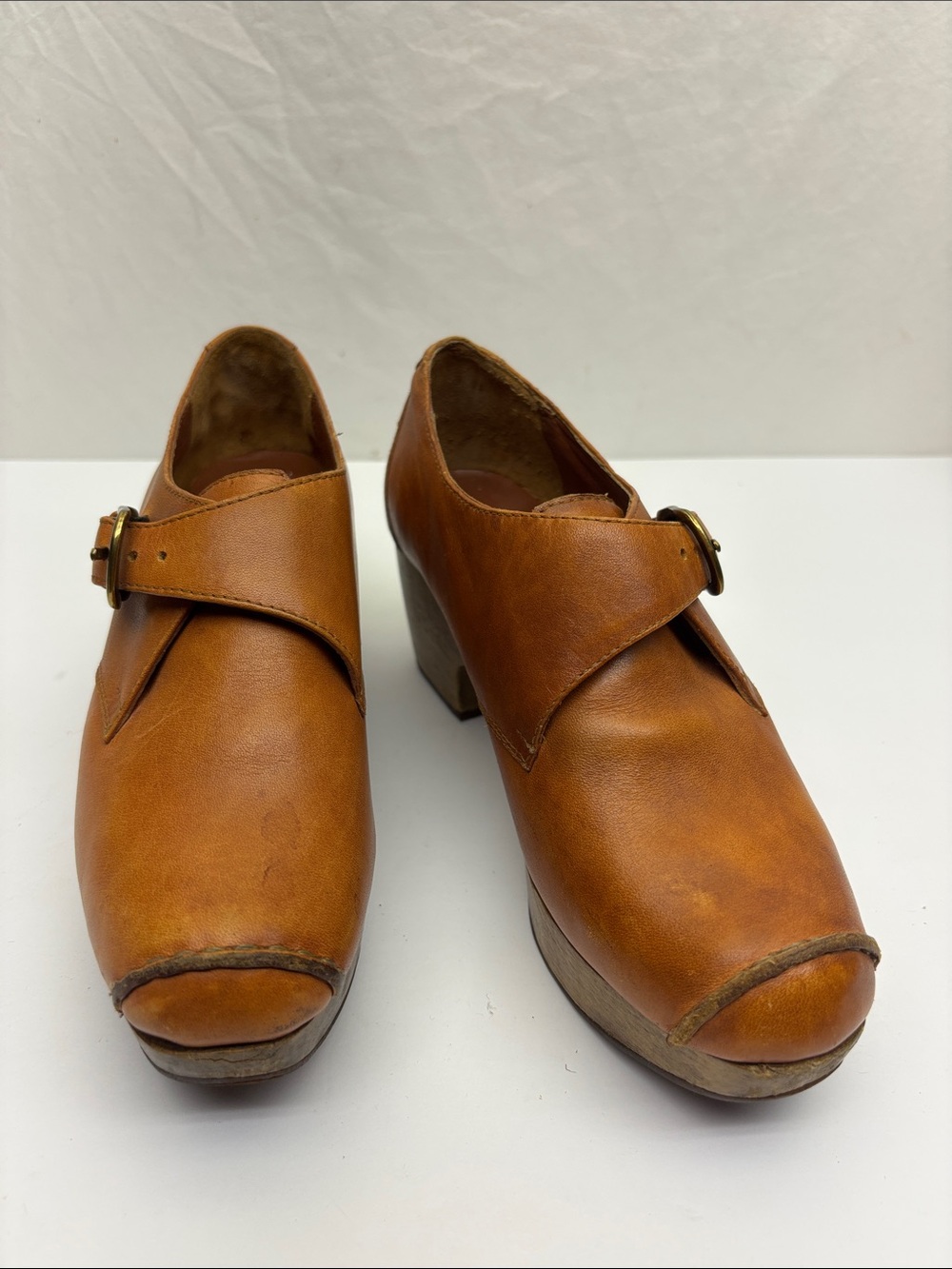 Rachel Comey Leather Buckle Slip-On Loafers in Cognac, SZ 6, box 11